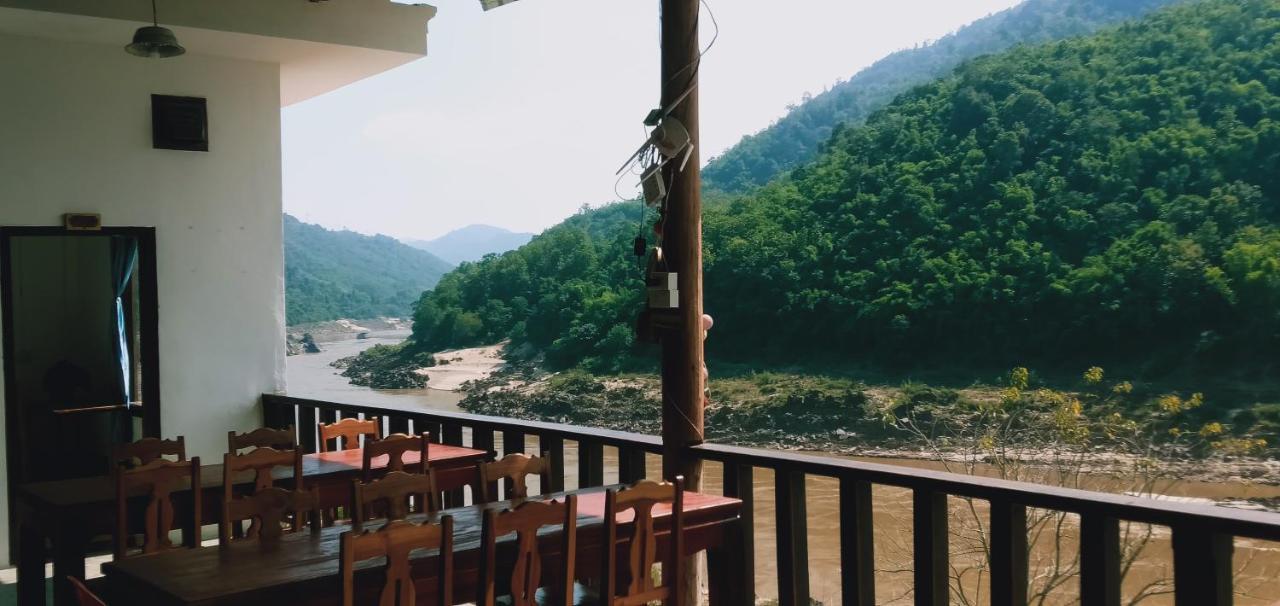 Villa Mekong Guesthouse Пакбенг Номер фото